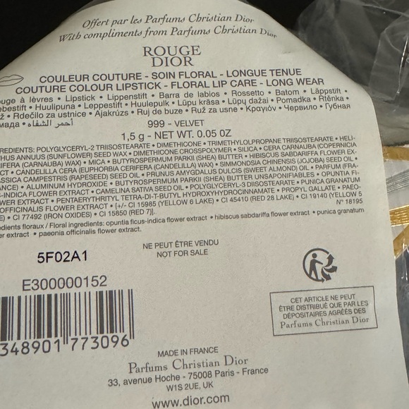 Lot of 2- Dior Holiday 2025 Gold Star Ornament with mini Rouge 999 Velvet. - Picture 4 of 5